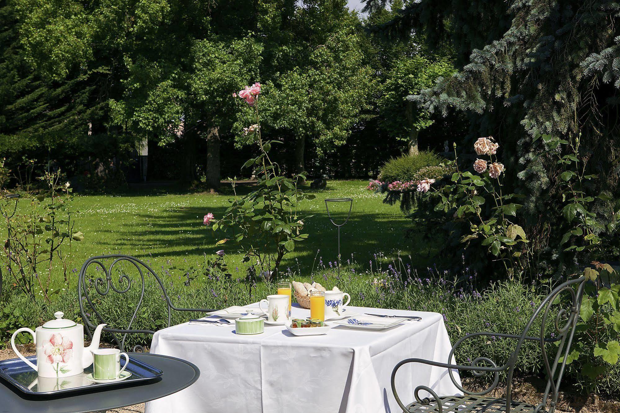 Château De Fleurville&spa - Les Collectionneurs Fleurville